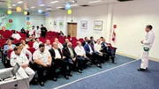 Parlamentares, representantes do Executivo, profissionais de comunicação e especialistas têm vivenciado de perto os processos produtivos, a tecnologia empregada e as práticas socioambientais