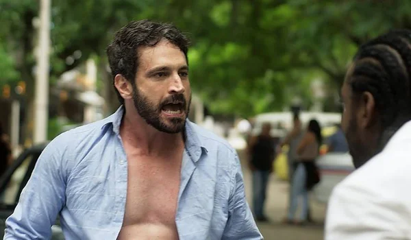 Segundo Sol: Edgar surta ao descobrir que é filho de Zefa