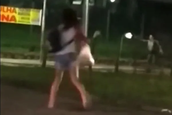 Vídeo. Imagens mostram PM de SP atirando em suspeito pelas costas