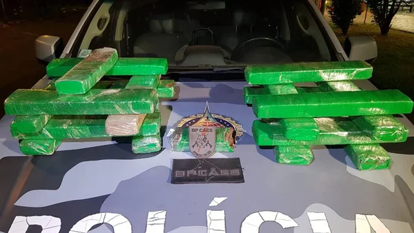 DF: mulher é presa com mais de 30kg de maconha na mala