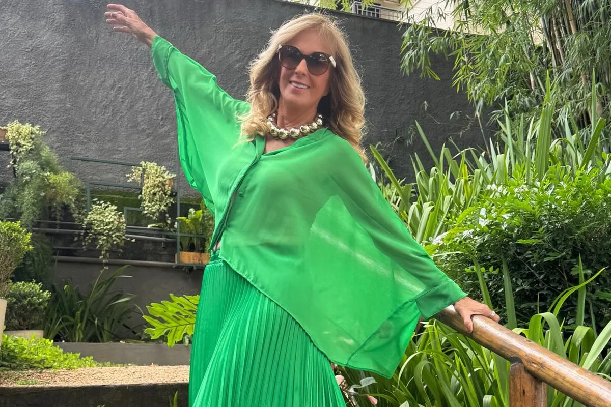 Mulheres 50+ têm carreiras limitadas mesmo com experiência e formação, como Helô Pinheiro