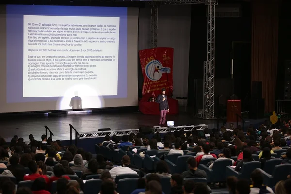 Os estudos já estão em dia? Então confira os detalhes que você precisa saber antes do Enem