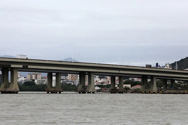 Navegação sob as pontes pode ser um risco, avalia MP - Metrópoles