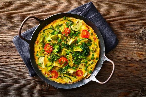 Proteica, esta omelete ajuda a ganhar massa magra e a perder peso