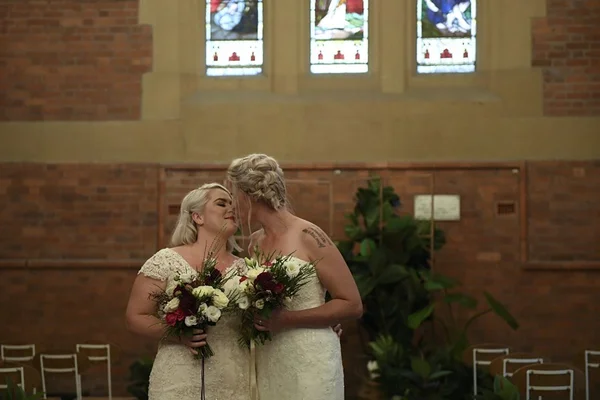 Austrália celebra primeiras uniões entre homossexuais após legalização