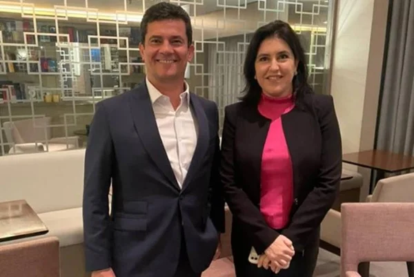 Moro e Simone Tebet se encontram para discutir a “união do centro”