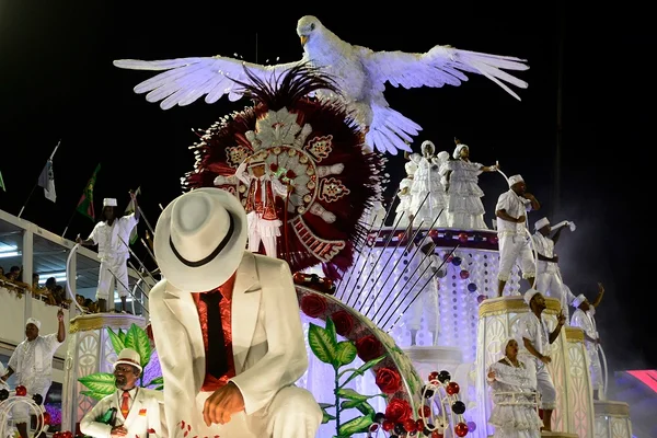 Rio prepara “Carnaval dos carnavais” caso vacine 100% da população