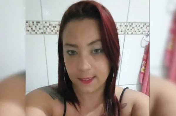 SP: mulher é assassinada com água fervente por namorado, que se matou
