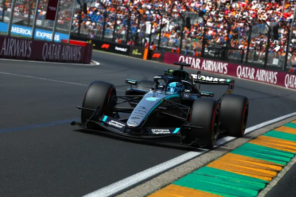 F1: Russell lidera terceiro treino livre na Austrália; Bortoleto é 9º