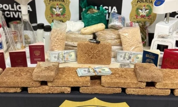 Drogas apreendidas pela em Santa Catarina com destino a Europa - Metrópoles