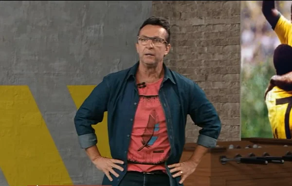 Craque Neto, apresentador de Os Donos da Bola, na band