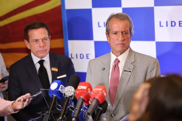 Doria critica postura de Bolsonaro na pandemia e Valdemar concorda
