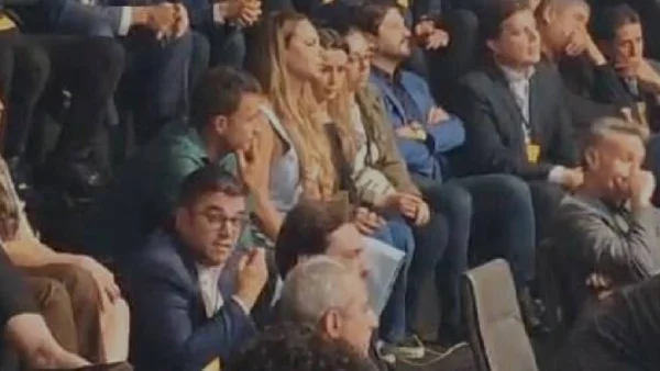 Esposa de Ricardo Nunes (MDB) em plateia
