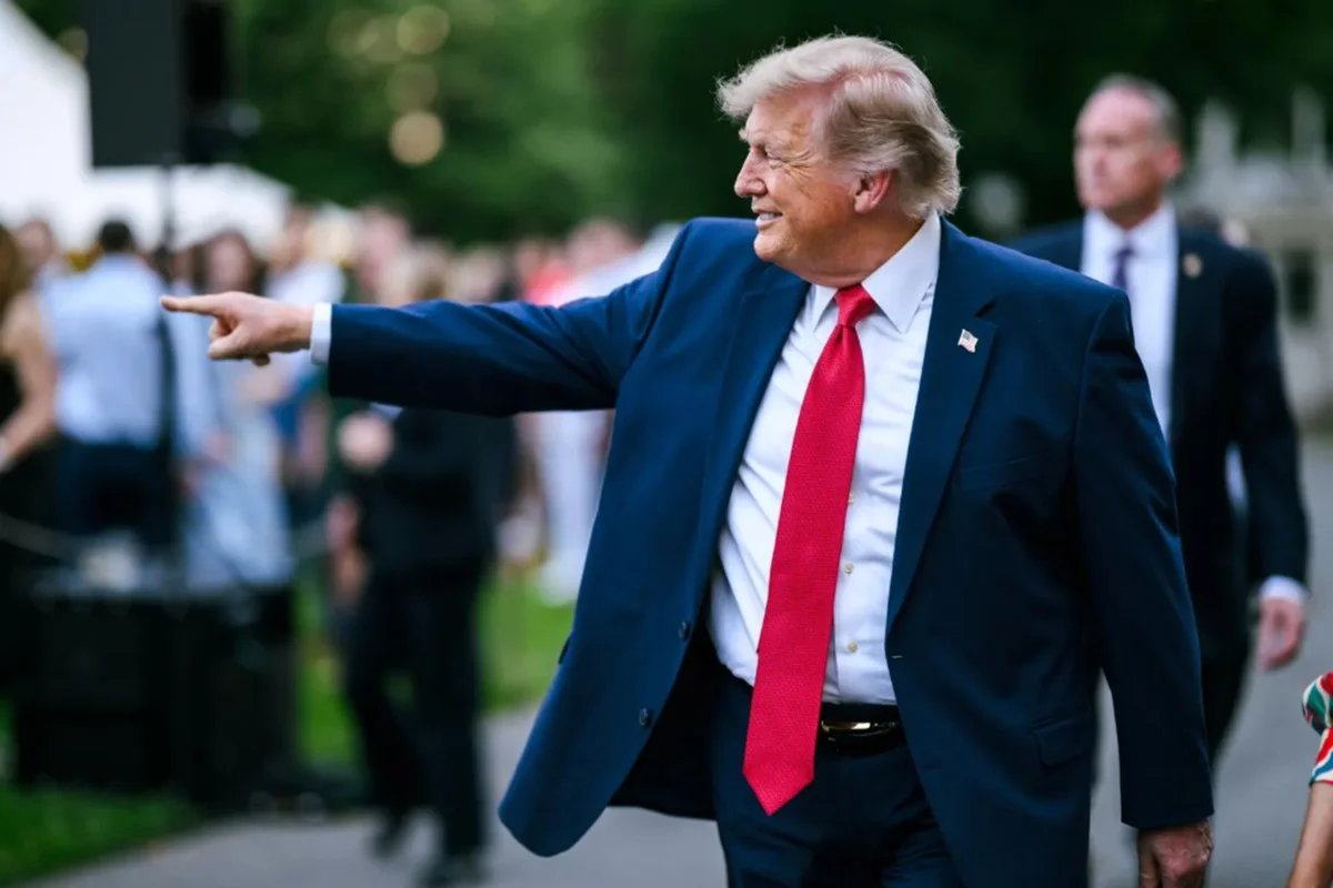 Luana Piovani detona Trump e diz que presidente dos EUA é pedófilo - imagem 2 Luana Piovani detona Trump e diz que presidente dos EUA é pedófilo - imagem 2