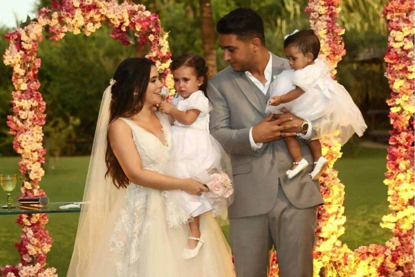 Em votos de casamento, Juliano lembra de fases do relacionamento. Leia