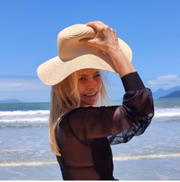 Athina Batista Pagidis trabalhou no gabinete de Hugo Motta entre fevereiro de 2011 e 30 de julho de 2019.