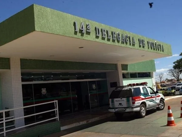 Mulher é estuprada e obrigada a levar ladrões à escola em que trabalha
