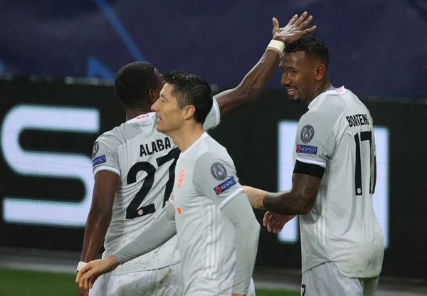 Bayern vence por 6 x 2 na Champions