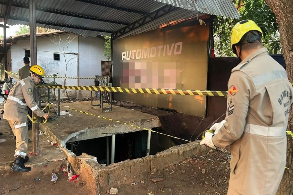 Laje em chácara cede e 30 pessoas caem em buraco de 3 metros