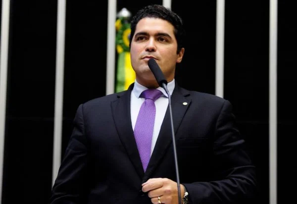 Relator diz que MP que prorroga adesão ao Refis para 14/11 sai segunda