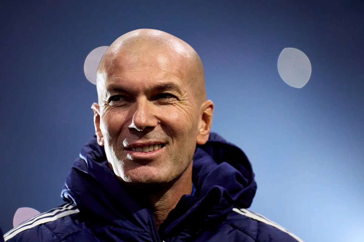 Zidane, técnico da seleção francesa. Zidane, técnico da seleção francesa.