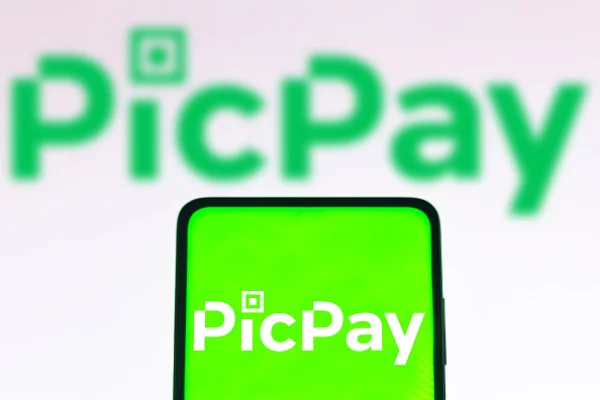 Imagem colorida do PicPay