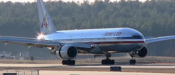 Pum causa mal-estar e avião precisa ser evacuado nos Estados Unidos