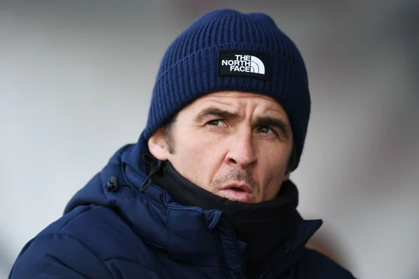 Joey Barton antes de partida contra o Oxford United, pela FA Cup