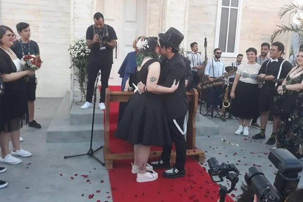 Rock in Rio é amor: casamento é celebrado Cidade do Rock