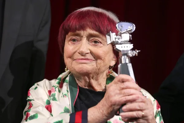 Agnès Varda, influente cineasta francesa, morre aos 90 anos