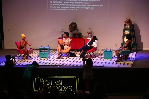 Mulheres discutem o papel das mídias negras no Festival Latinidades