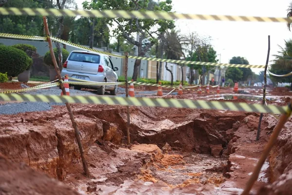 Chuva retorna e escancara velhos problemas de infraestrutura do DF