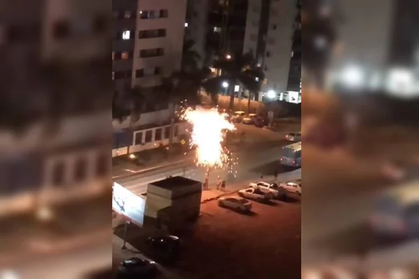 Explosão de poste em Águas Claras