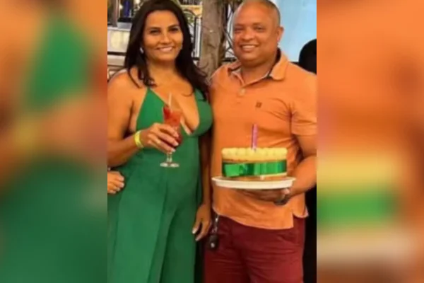 Casal é assassinado a tiros enquanto trabalhava em trailer de lanches no CE