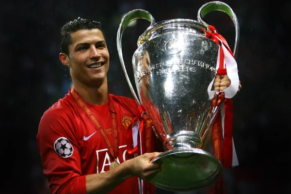 Foto colorida de Cristiano Ronaldo, do Manchester United - Metrópoles