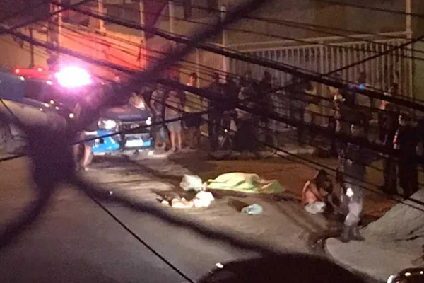 Após cerco policial, mulher de 65 anos morre com bala perdida