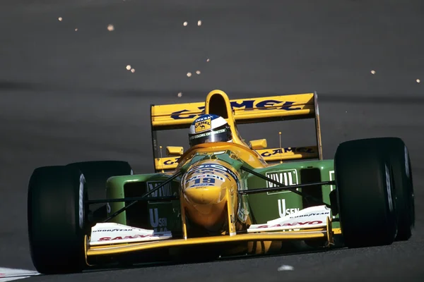 Carro da primeira vitória de Schumacher na Fórmula 1 vai a leilão