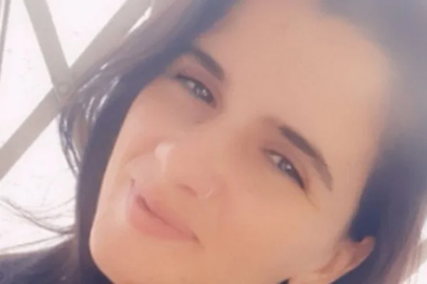 Mulher é suspeita de provocar incêndio em casa com os 4 filhos em SC