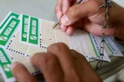 Nenhuma aposta leva a Mega-Sena de carnaval, mas um sortudo do DF acerta a quina