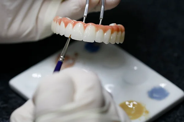 Tecnologia permite transformar sorrisos em menos de uma semana