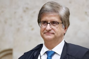 O PGR, Paulo Gonet
