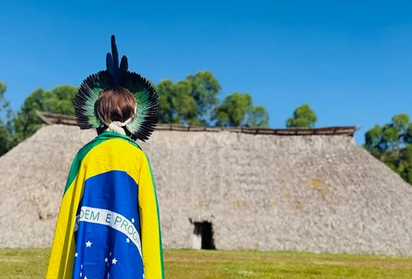 Os que sempre estiveram na linha de frente (por Mariana Caminha)