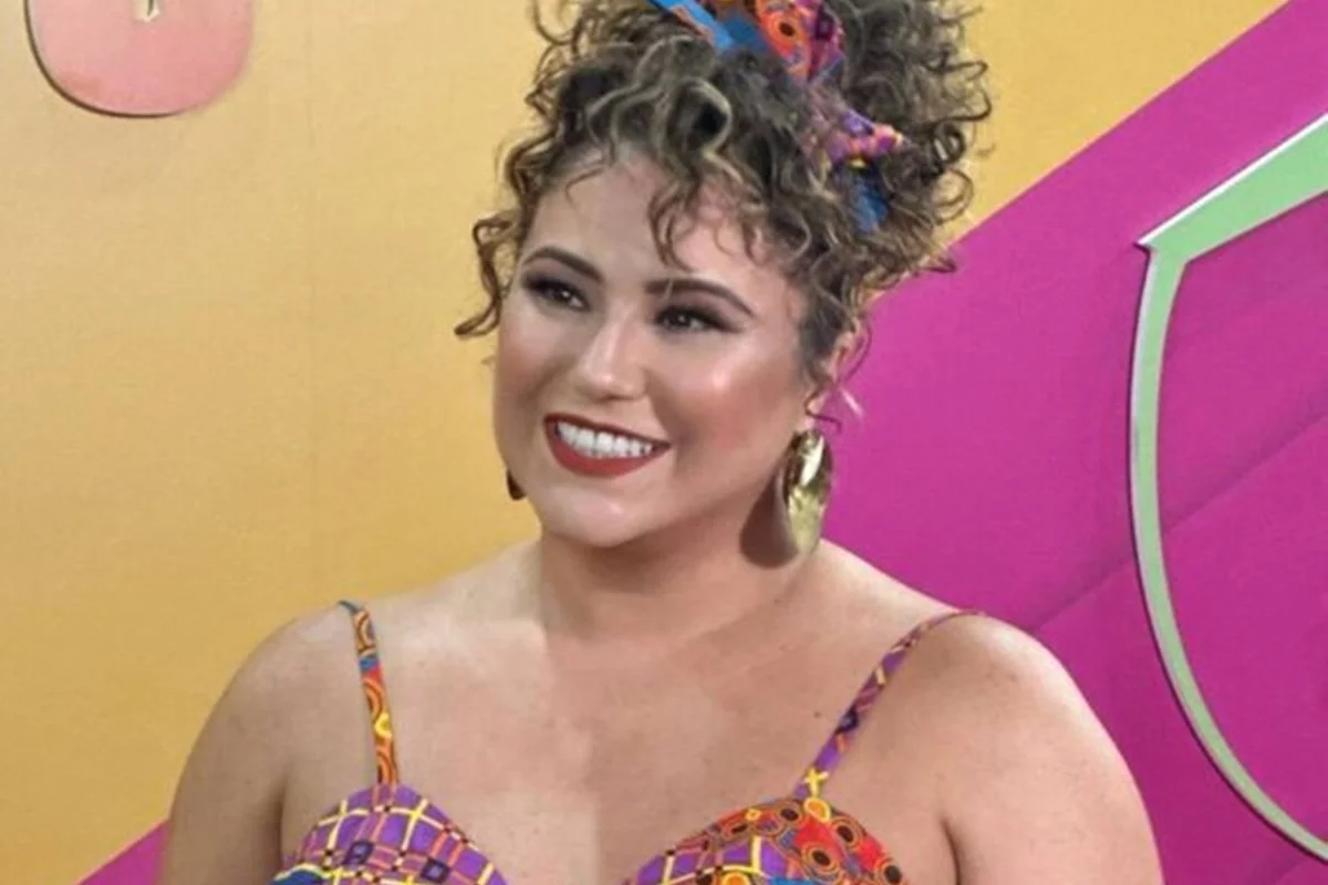 Maria Rita posa sorridente para as redes sociais Maria Rita posa sorridente para as redes sociais