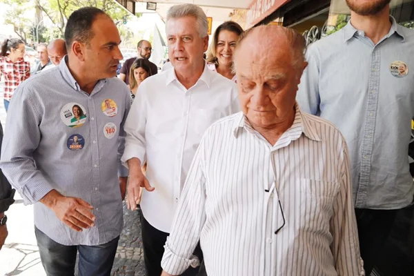 “Temos vários candidatos enrolados”, diz Rollemberg sobre adversários