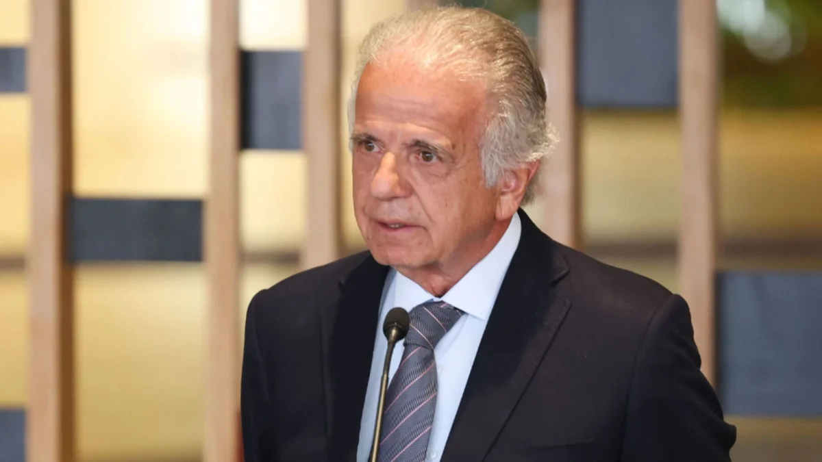 Minsitro da Defesa José Mucio