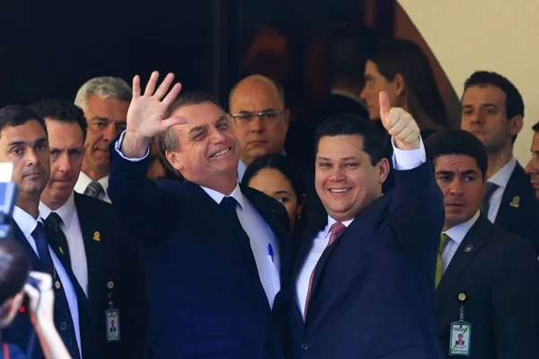 Com governadores, Bolsonaro discute pacto federativo e Previdência