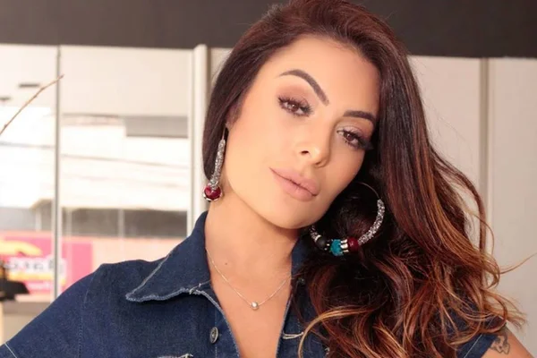 Ex-BBB emagrece 15kg e surge mais seca que resposta de ex