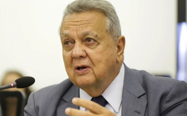 “Ideologia não pode interferir” no agro, diz ex-ministro de Lula