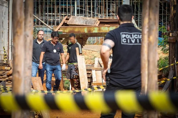 PCDF analisa cena do assassinato de padre com auxílio de caseiro