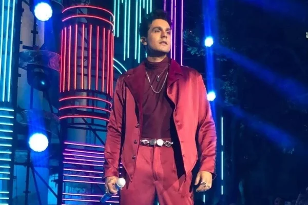 Seu Doutor: Luan Santana comemora sucesso de EP com novo single